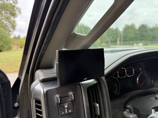 2015-2019 GM 2500/3500HD CTS2/3 Monitor Mount
